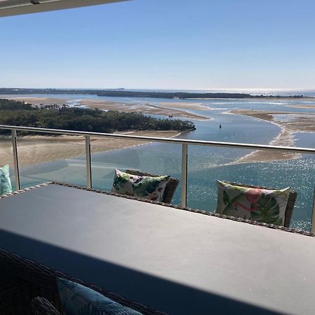 Waves Maroochy River Maroochydore Ngoại thất bức ảnh