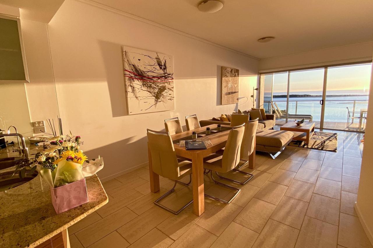 Waves Maroochy River Maroochydore Ngoại thất bức ảnh