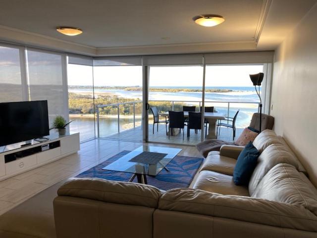 Waves Maroochy River Maroochydore Ngoại thất bức ảnh