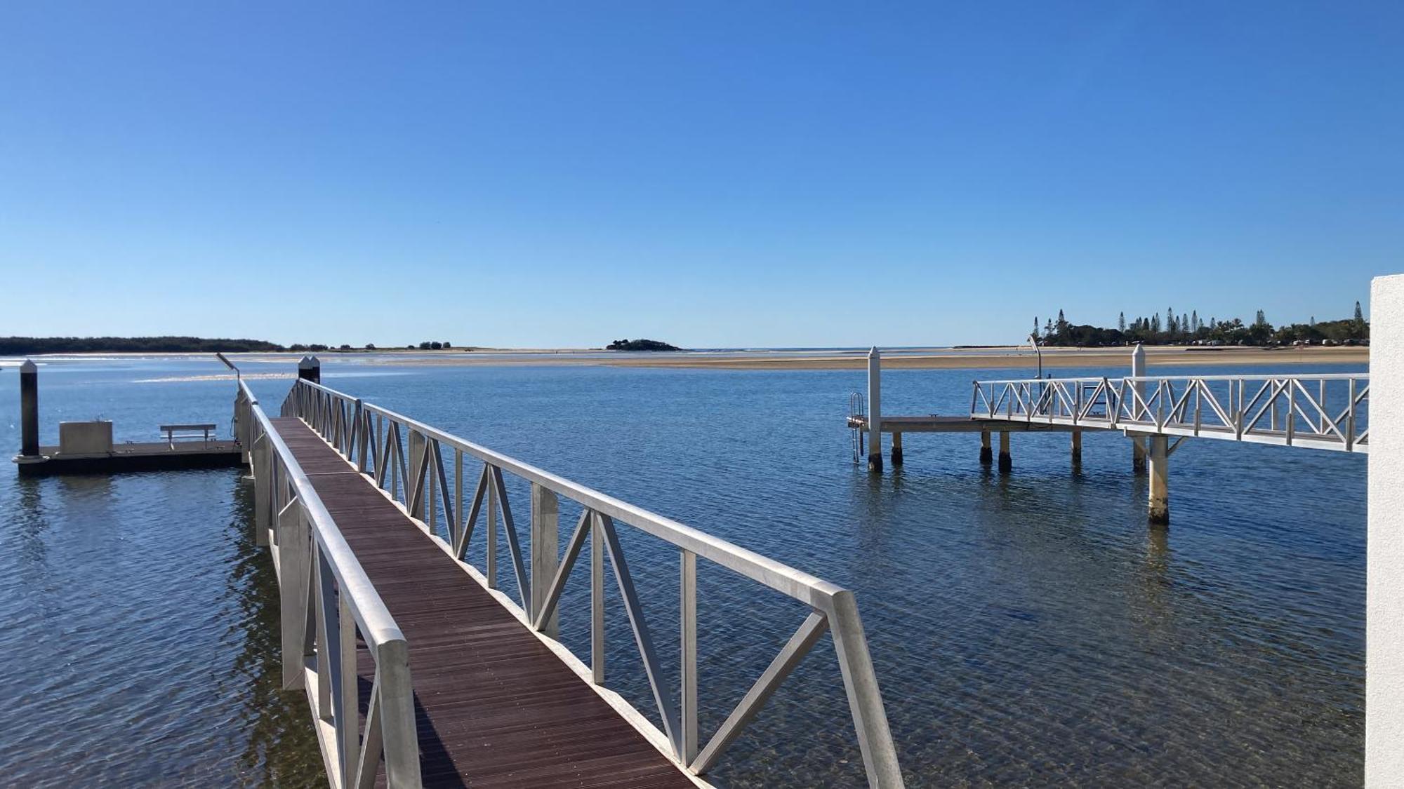Waves Maroochy River Maroochydore Ngoại thất bức ảnh